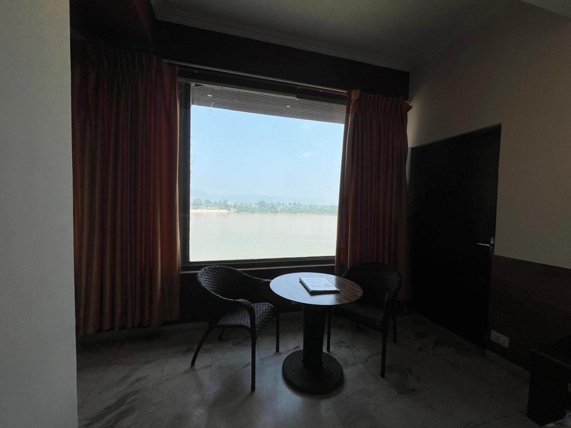 Treehouse Narmade A Riverfront Resort & Spa Narmadapuram Hoshangabad Luaran gambar