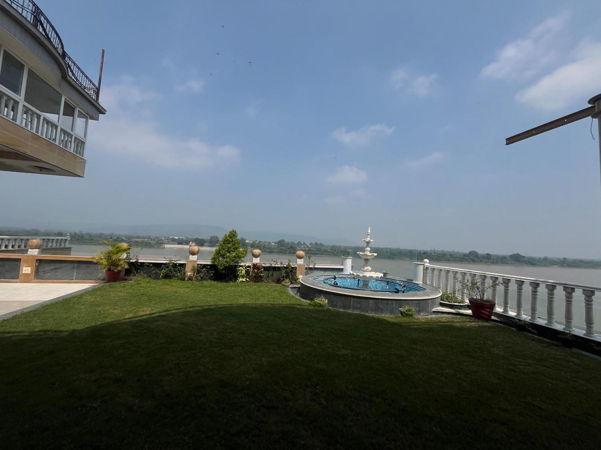 Treehouse Narmade A Riverfront Resort & Spa Narmadapuram Hoshangabad Luaran gambar